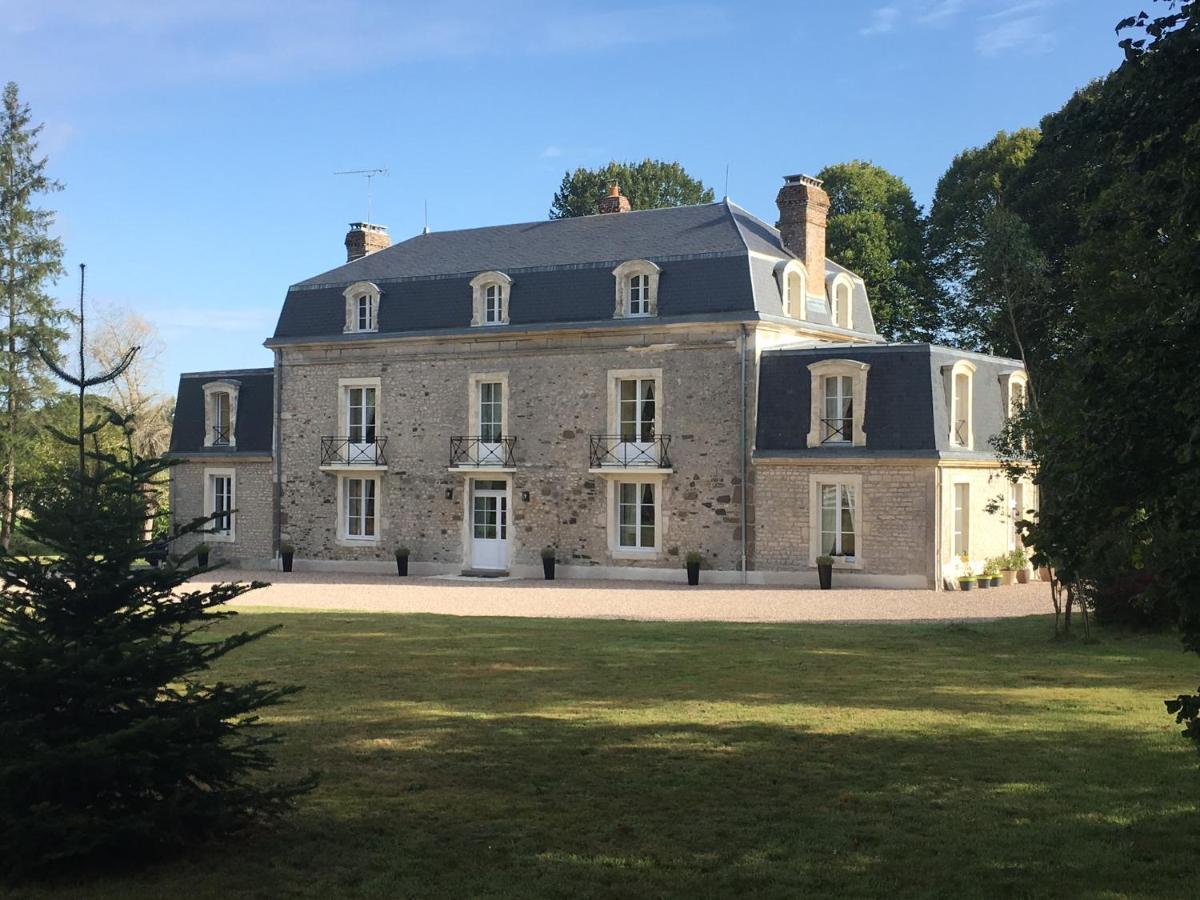 Le Manoir Du Ribardon Bed & Breakfast Neuvy-au-Houlme Екстериор снимка