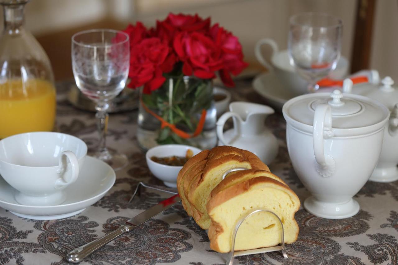 Le Manoir Du Ribardon Bed & Breakfast Neuvy-au-Houlme Екстериор снимка